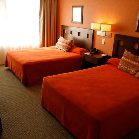 Hotel Howard Johnson トレンケ・ラウケン エクステリア 写真